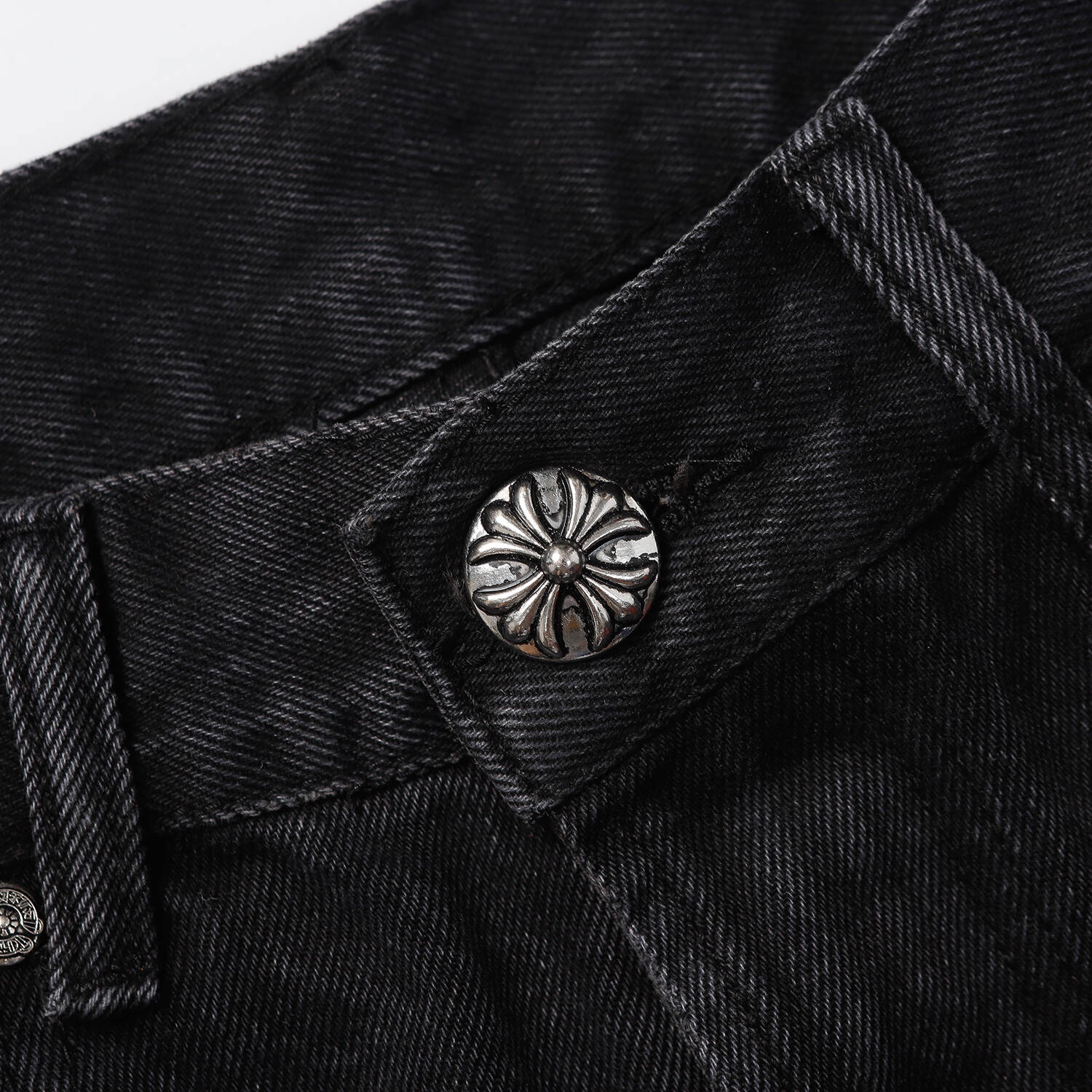 NEW Shorts 9927