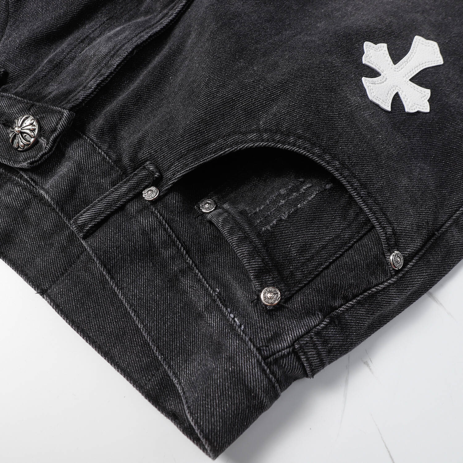 NEW Shorts 9925
