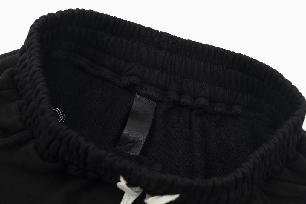 NEW Shorts 9049