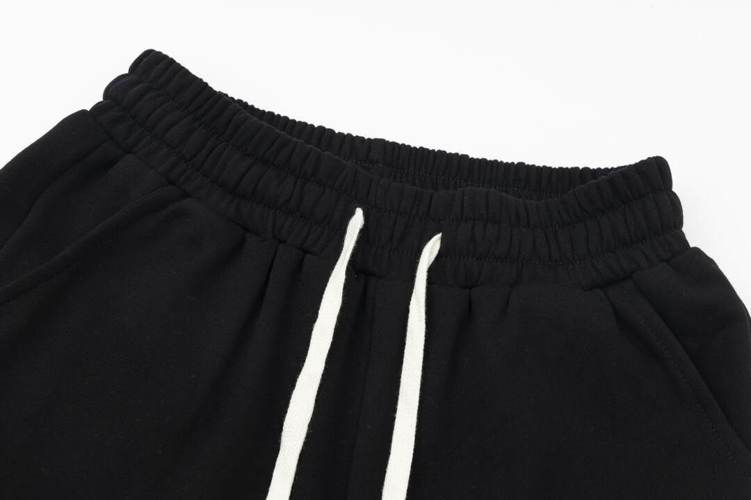 NEW Shorts 9049