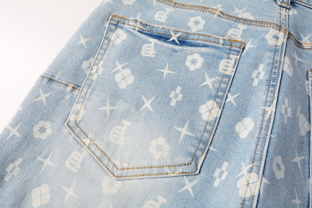 Men Streetwear Denim Shorts Light Blue Wash with White Geometric Print and Raw Hem 5089