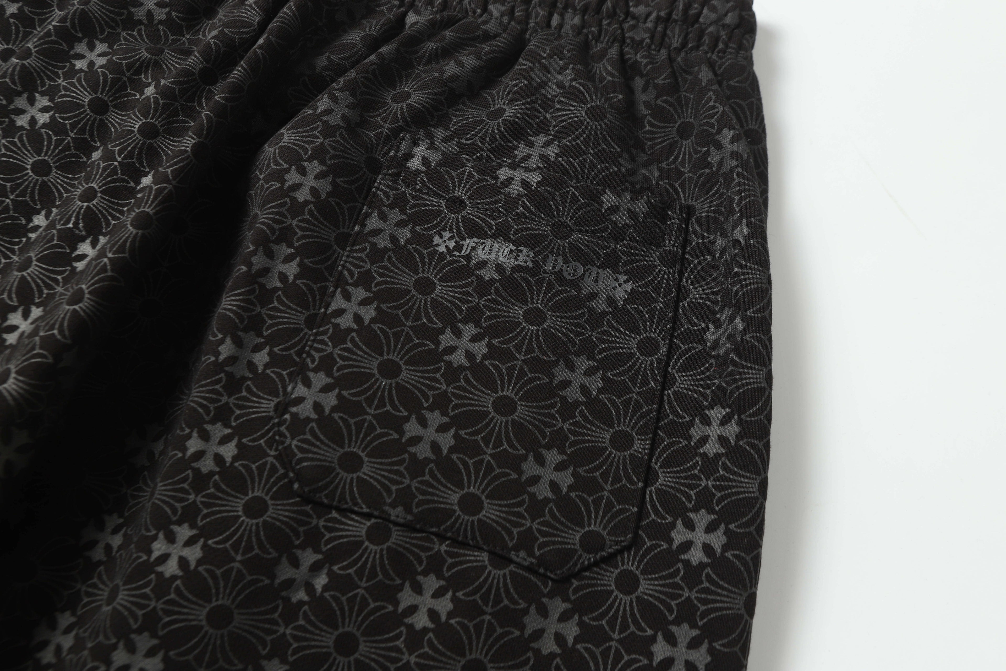 NEW Shorts 2282